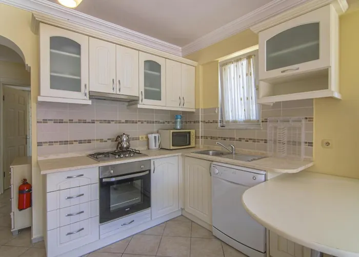 Sunset Club Aparthotel *