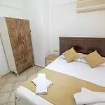 Sunset Club Aparthotel *