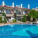 Sunset Club Aparthotel