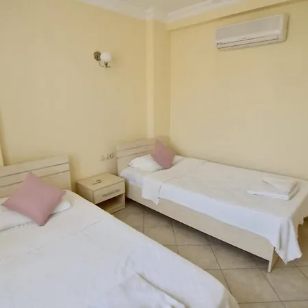 Sunset Club Aparthotel