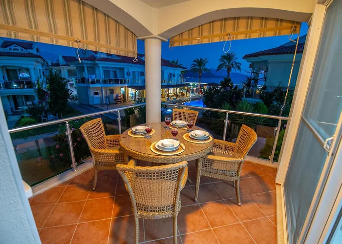 Sunset Club Apartmanhotel