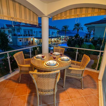 Sunset Club Hotel de apartamente